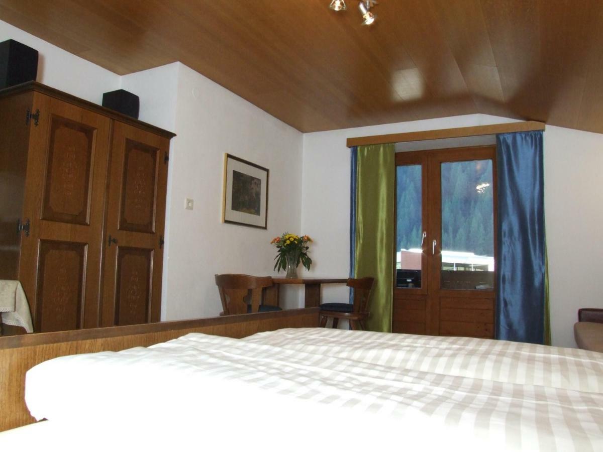 Sporthaus Troger Hotel Sankt Jakob in Defereggen Exterior photo