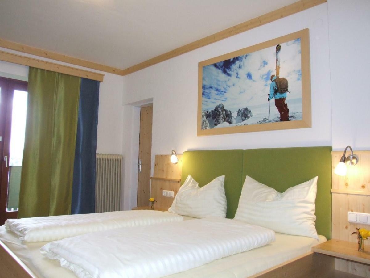 Sporthaus Troger Hotel Sankt Jakob in Defereggen Exterior photo